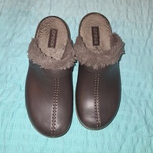 CROCS Women's Dark Brown Fuzzy Mules